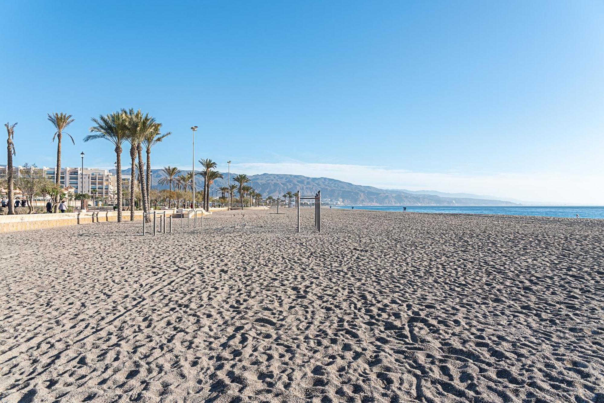 Hogar Digital Playa Y Piscina En Urbanizacion Roquetas De Mar Leilighet Eksteriør bilde